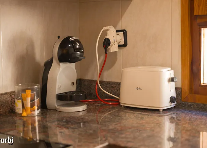 Hotel cerca del colegio: Casa Garí